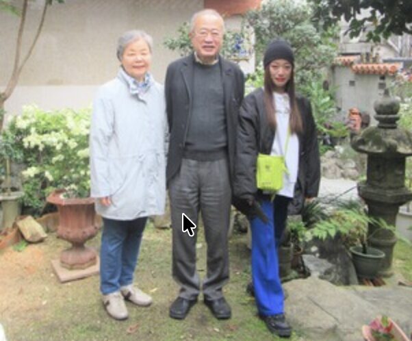 有田芳生夫妻と次女