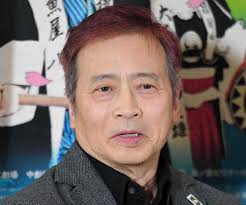 サイドが白髪のラサール石井