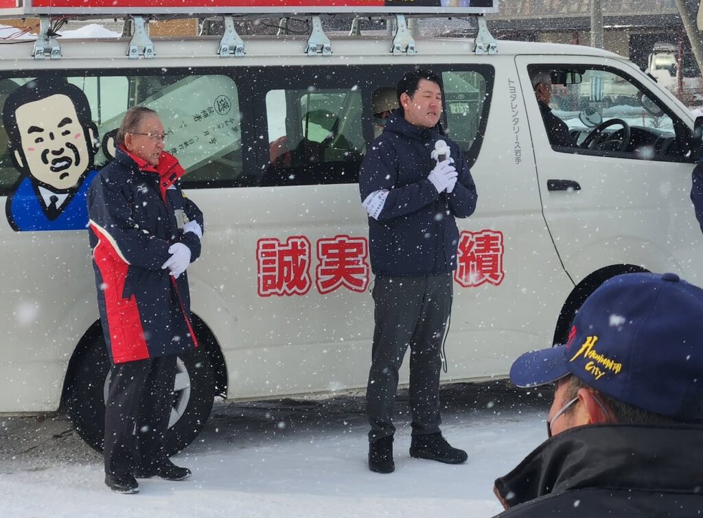 鈴木俊一の変わりに演説する長男・俊太郎氏