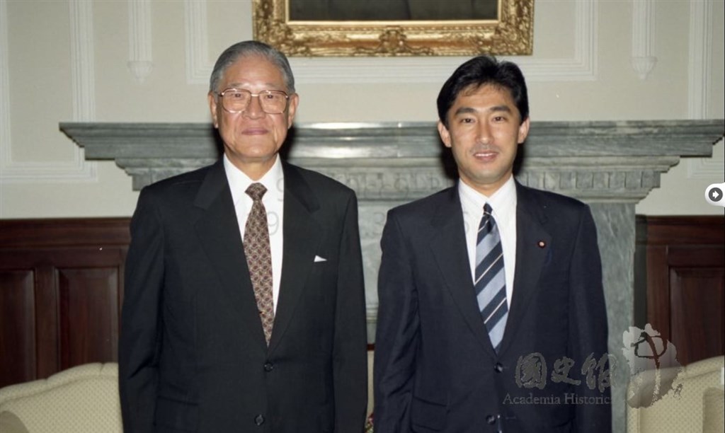 李登輝総統を表敬訪問した岸田文雄氏
