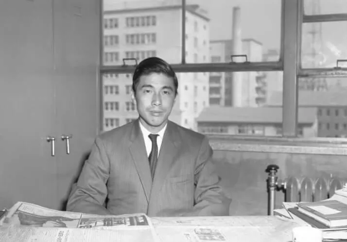 岸田文武氏